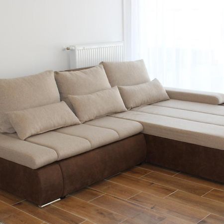 Nella Apartman Apartment Сиофок Екстериор снимка